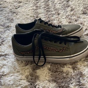 Hunter green with cheetah detail vans, size 7.5